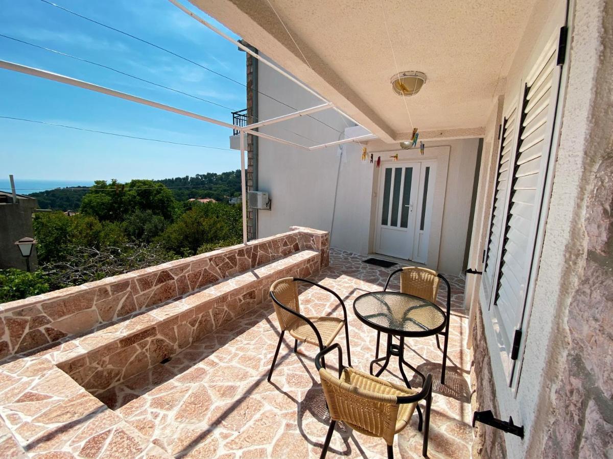 Apartments Krs Medinski Petrovac Exterior foto