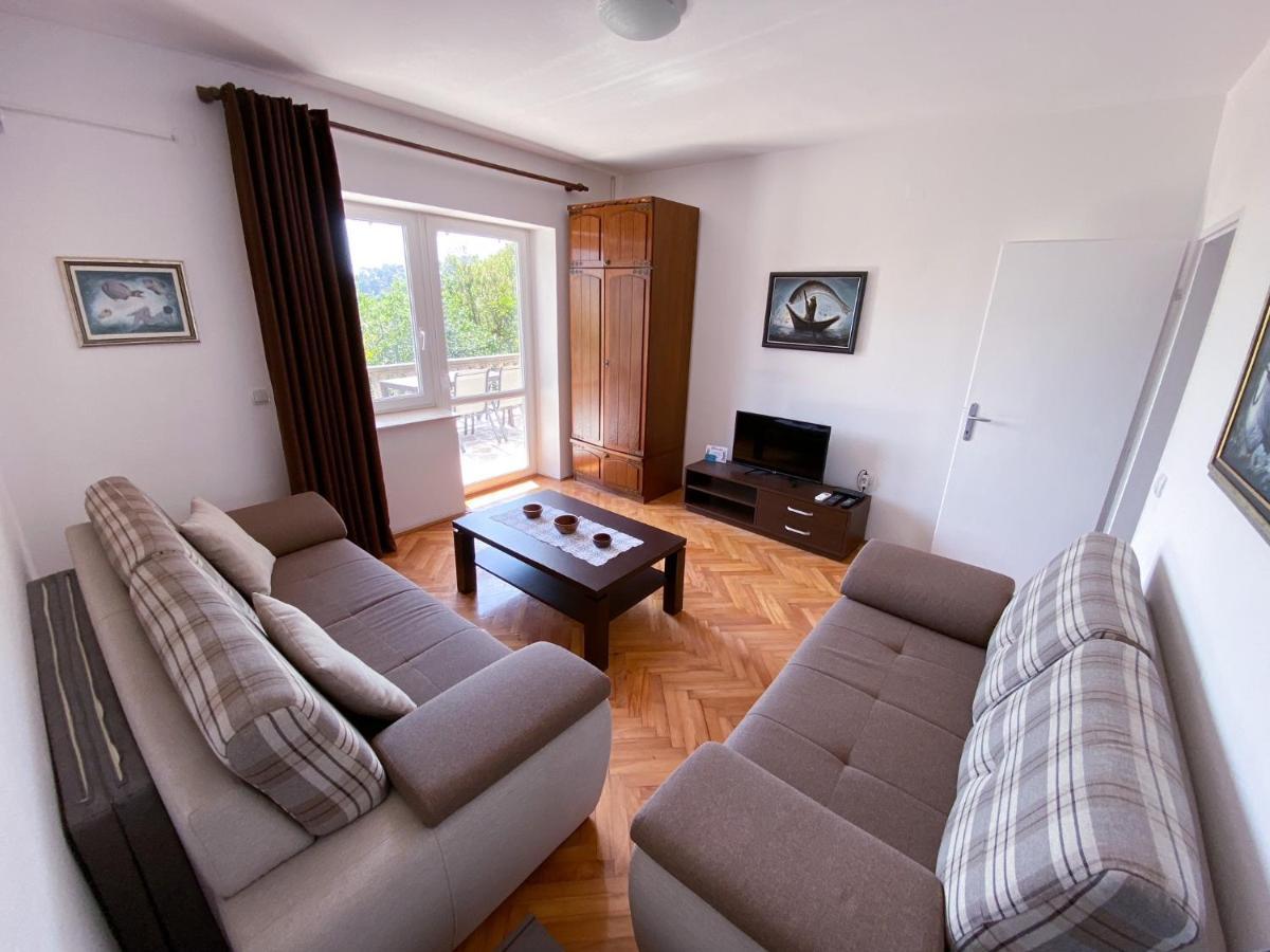 Apartments Krs Medinski Petrovac Exterior foto